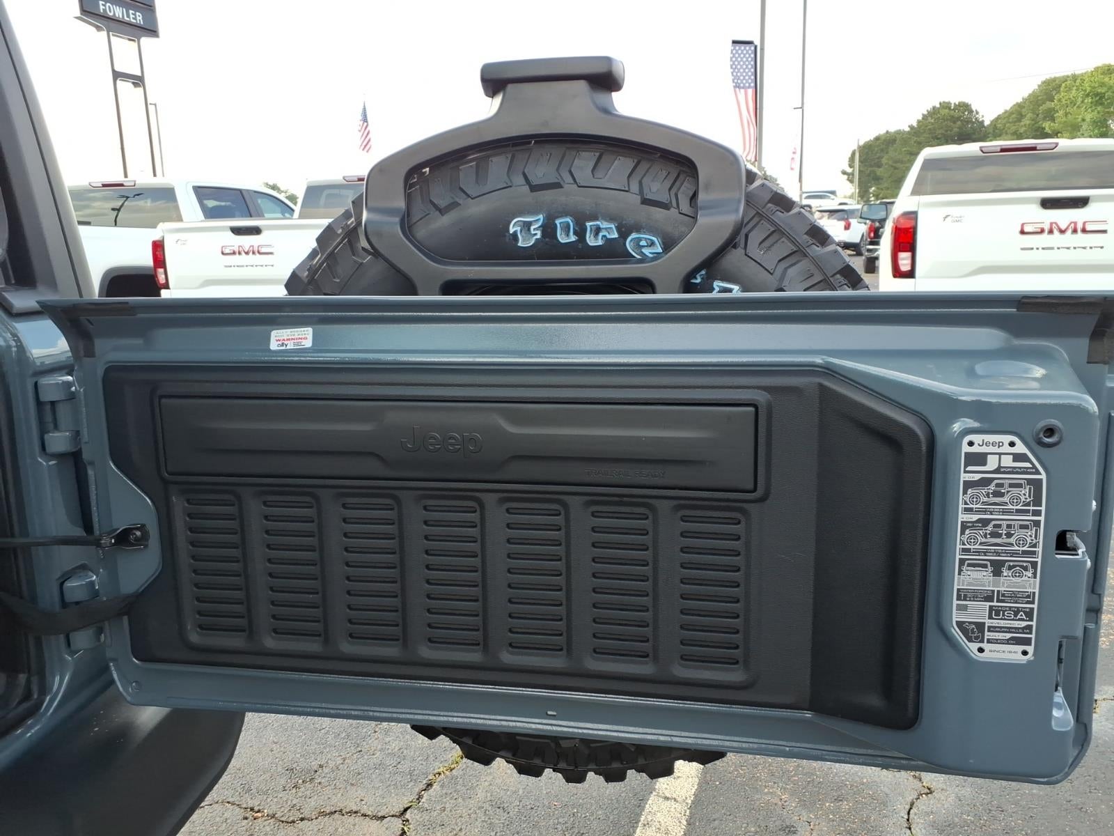2024 Jeep Wrangler Sport