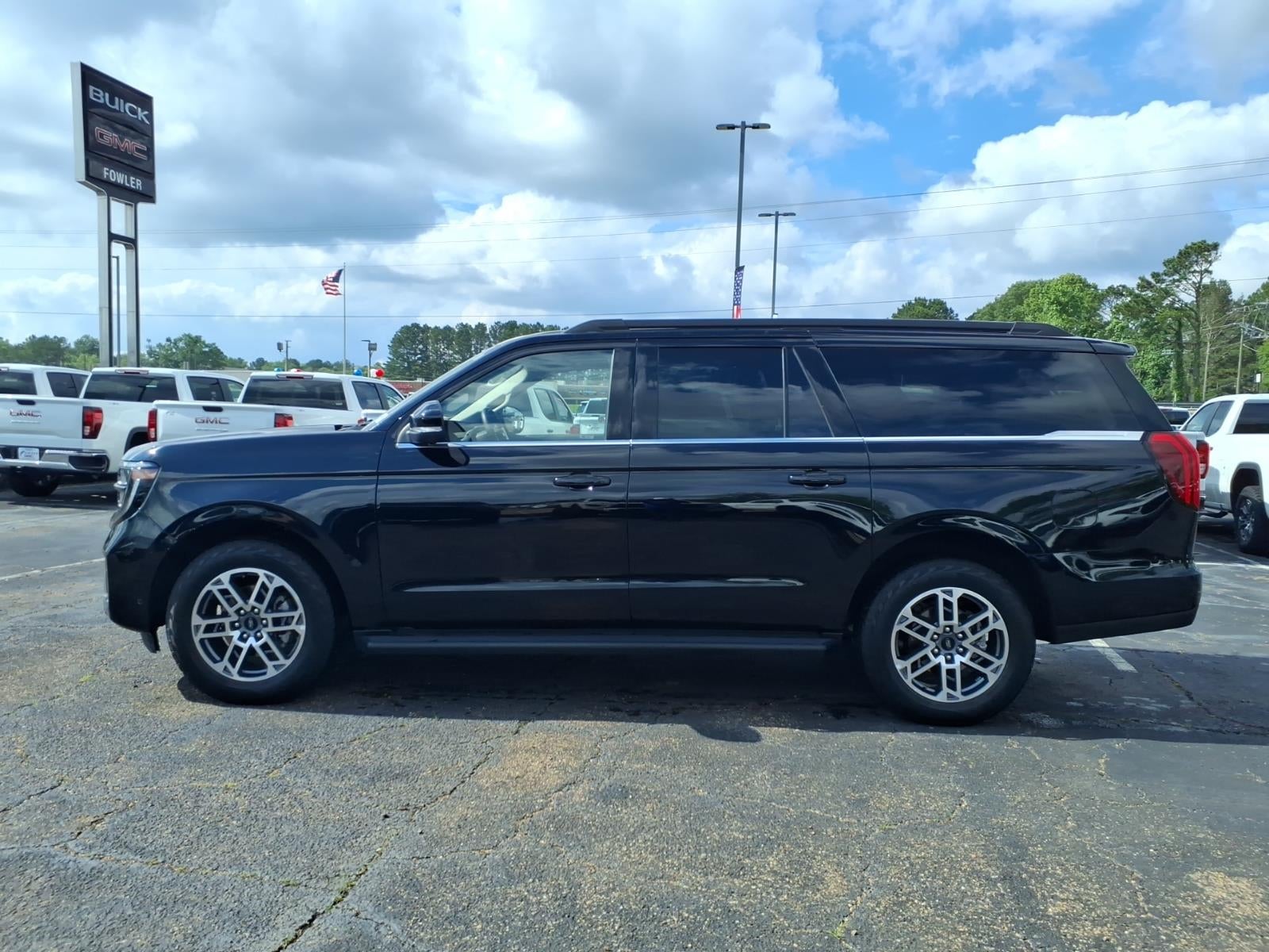 2025 Ford Expedition Active MAX 4x4's photo