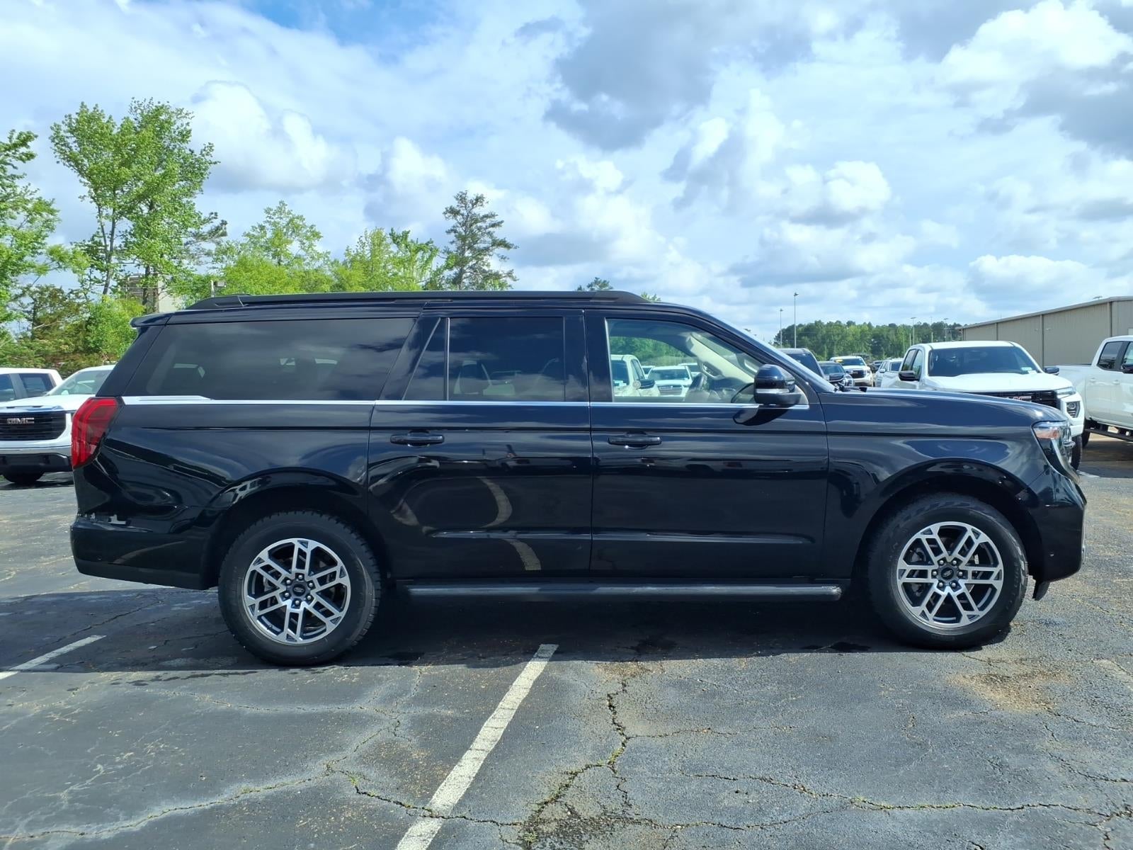 2025 Ford Expedition Max Active