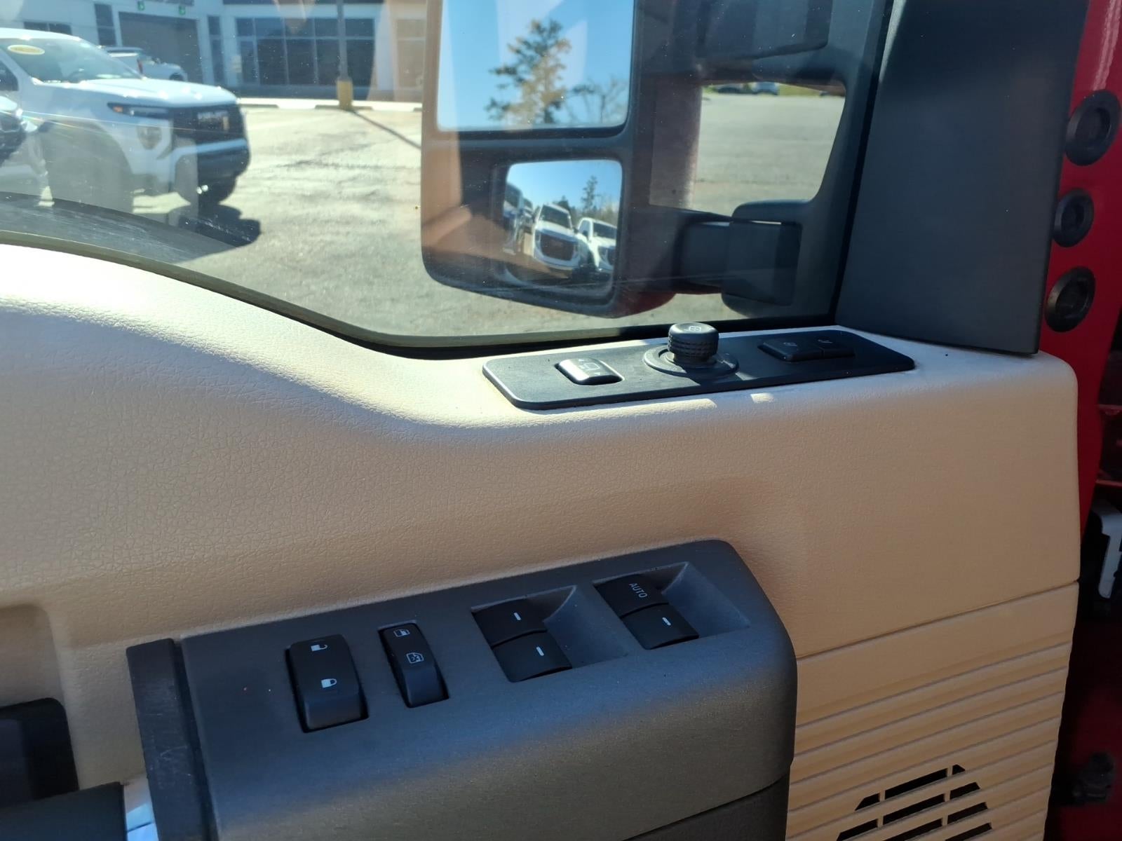 2012 Ford Super Duty F-250 SRW XL