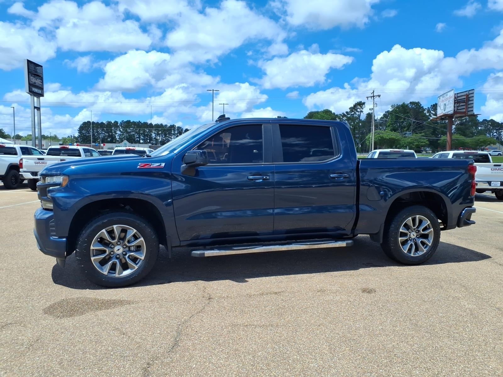 2021 Chevrolet Silverado 1500 RST 4X4 Crew Cab Short Box's photo