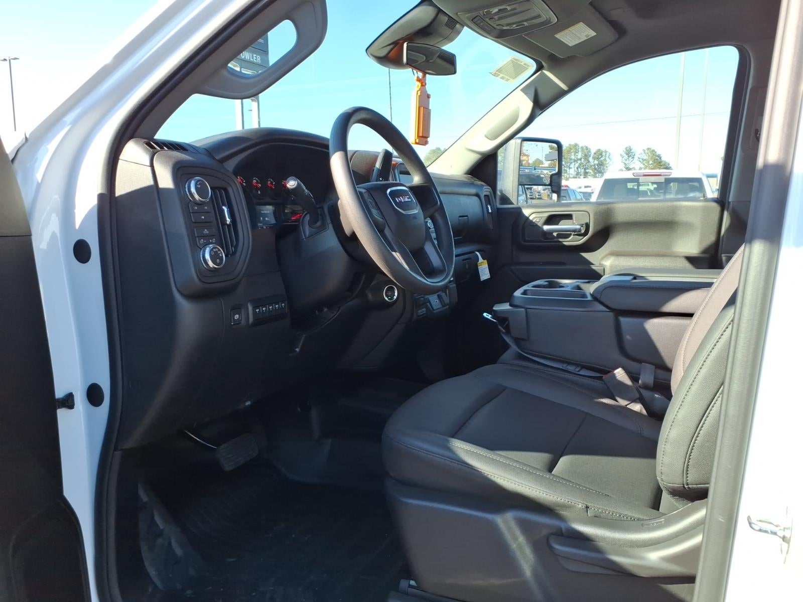 2026 GMC Sierra 3500 HD Chassis Cab Pro