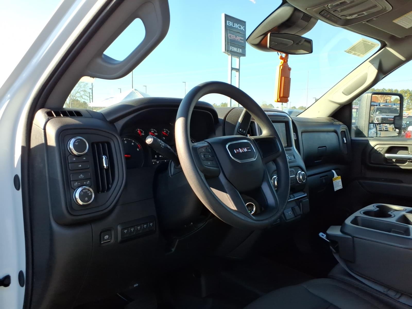 2026 GMC Sierra 3500 HD Chassis Cab Pro