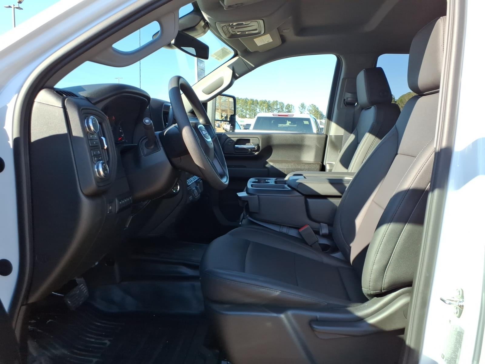 2026 GMC Sierra 3500 HD Chassis Cab Pro