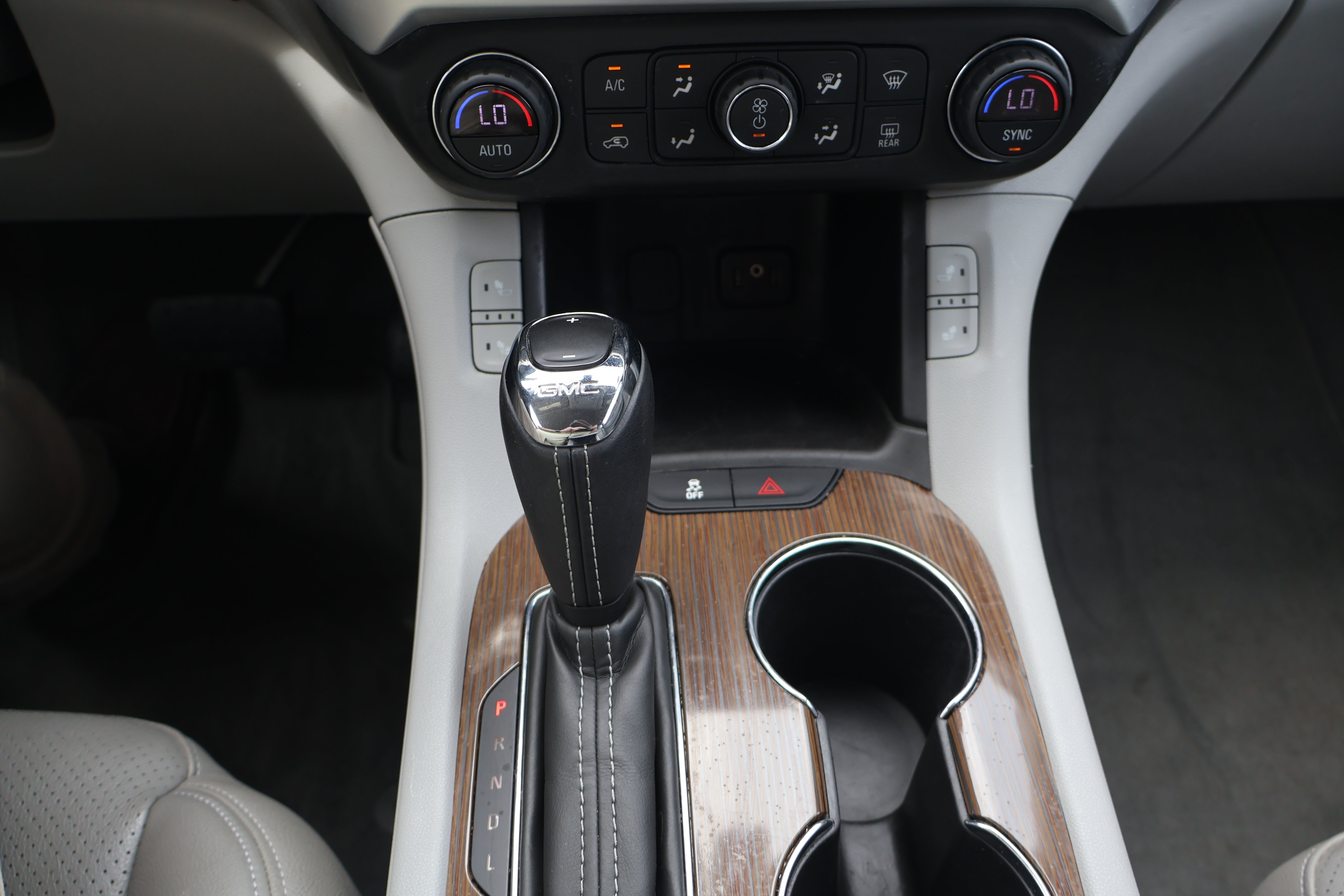 2019 GMC Acadia SLE