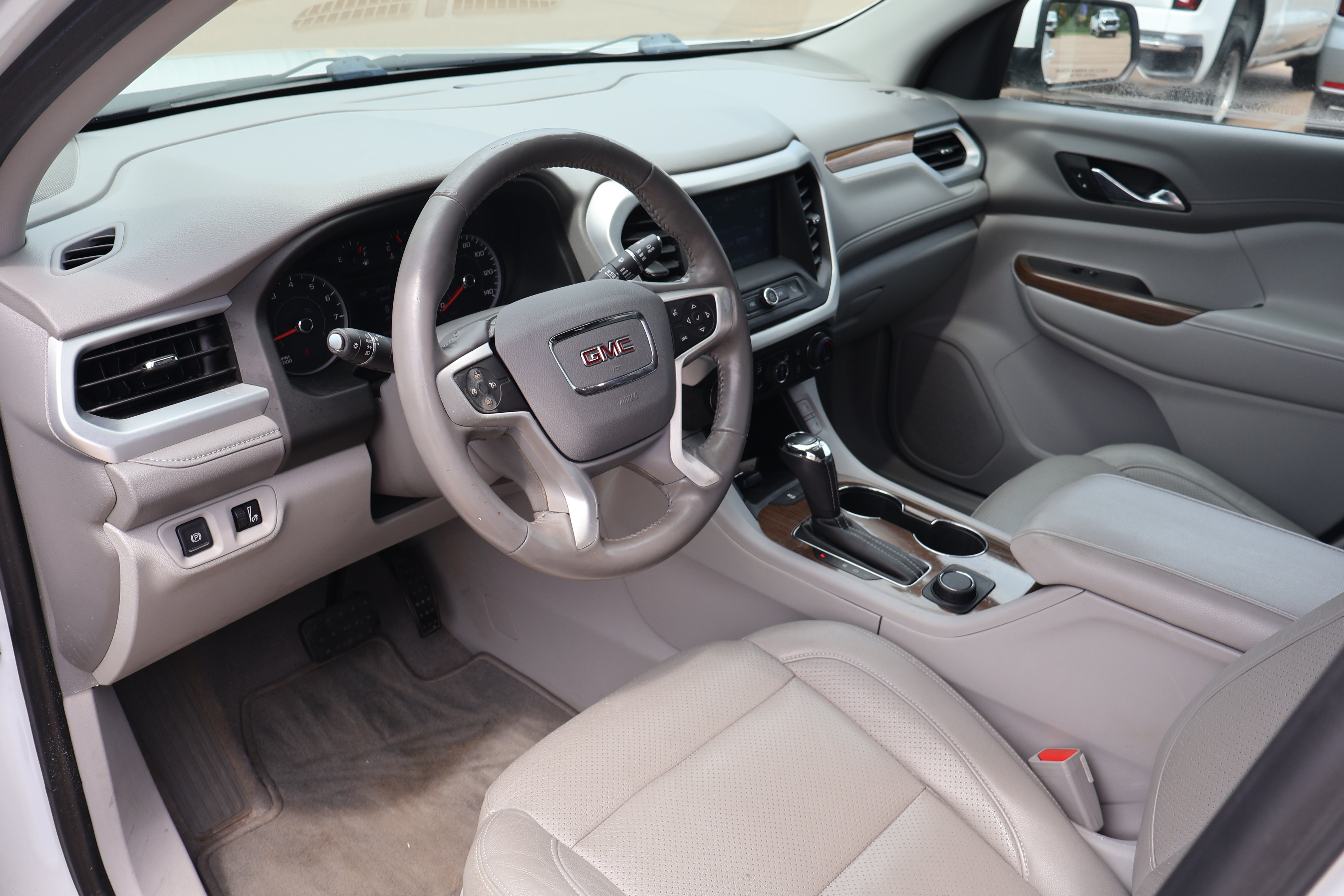 2019 GMC Acadia SLE