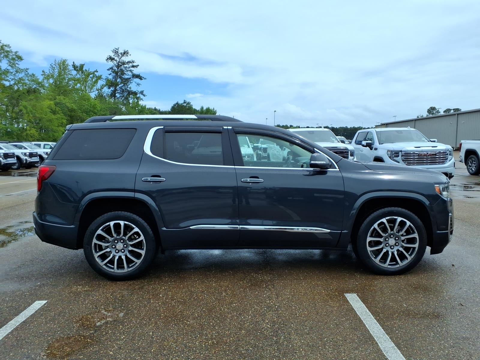 2021 GMC Acadia Denali