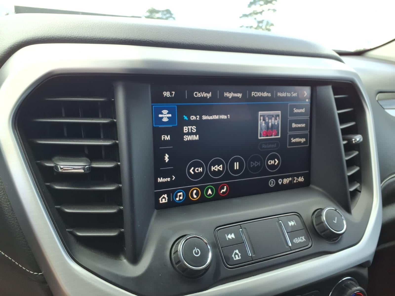 2020 GMC Acadia SLT