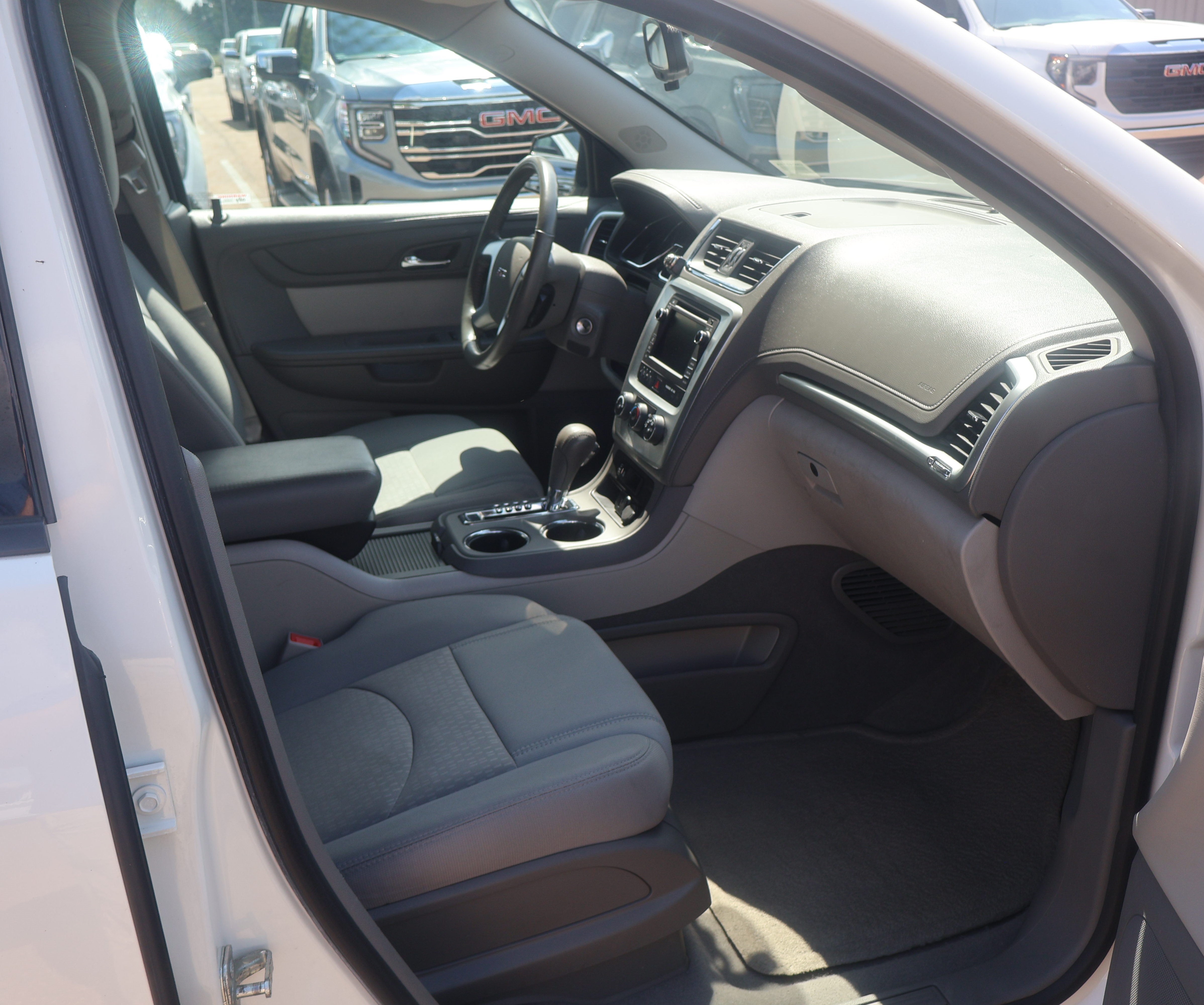2015 GMC Acadia SLE