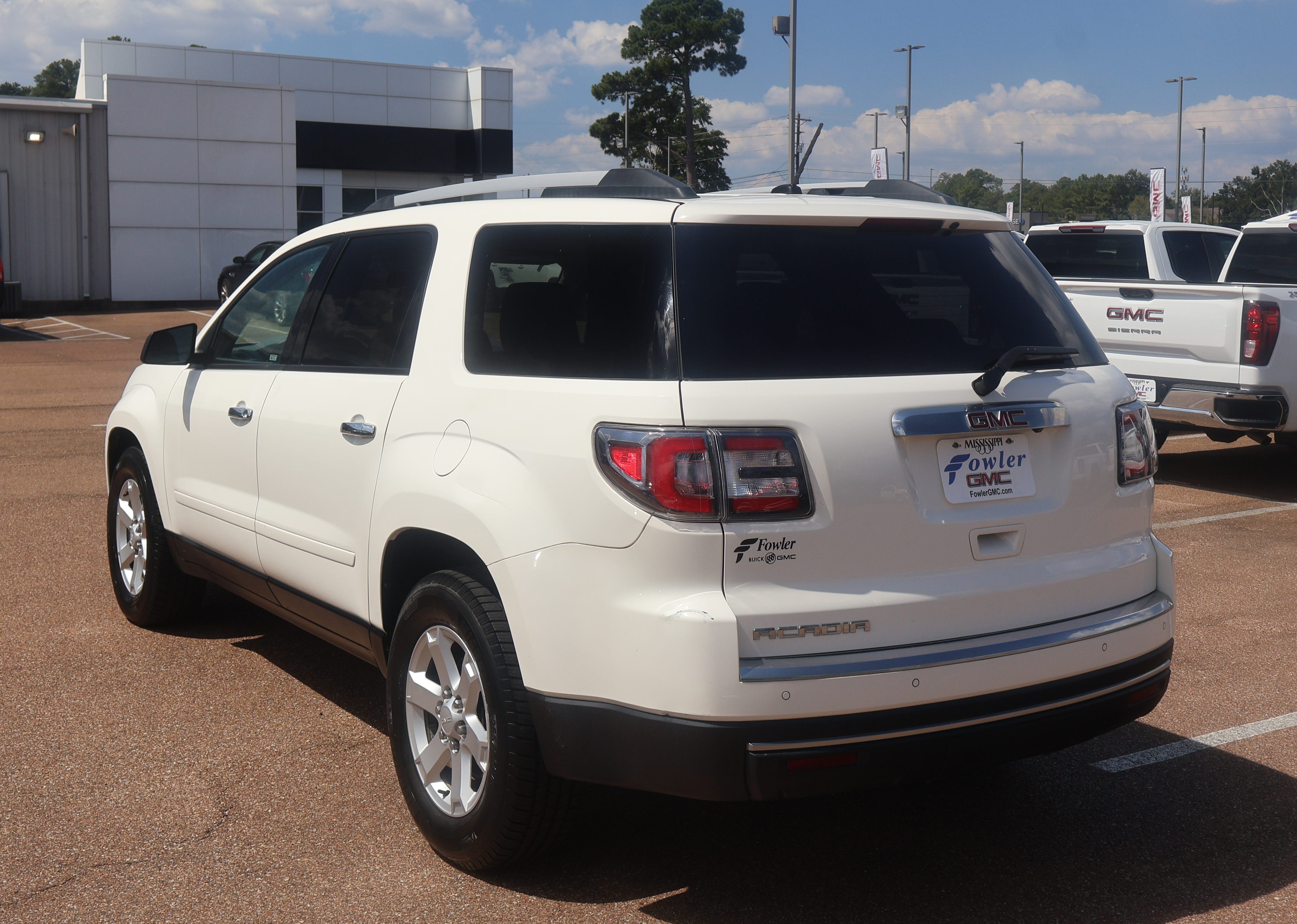 2015 GMC Acadia SLE