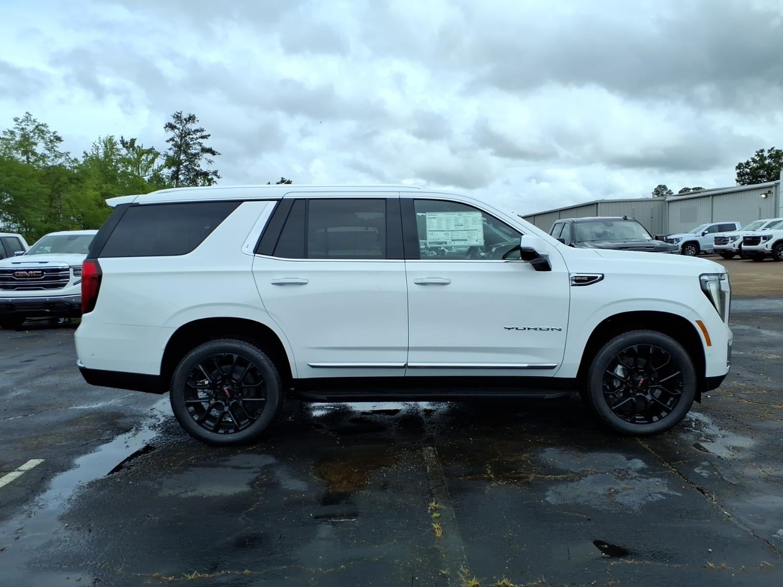 2026 GMC Yukon Elevation