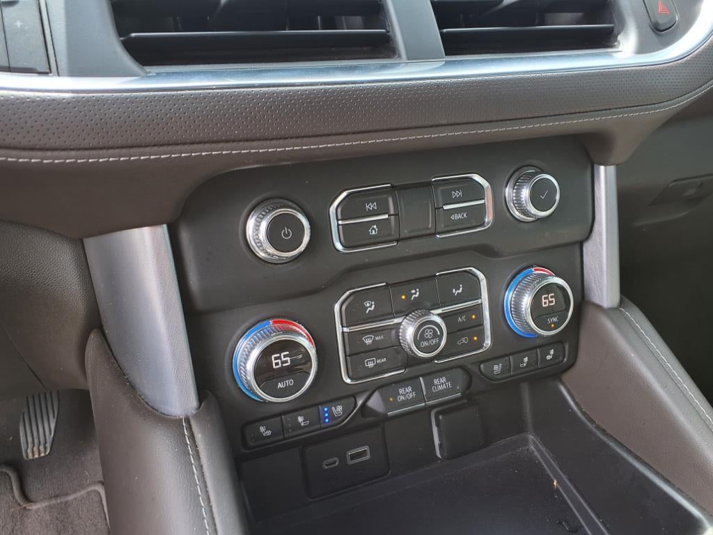 2022 GMC Yukon XL SLT