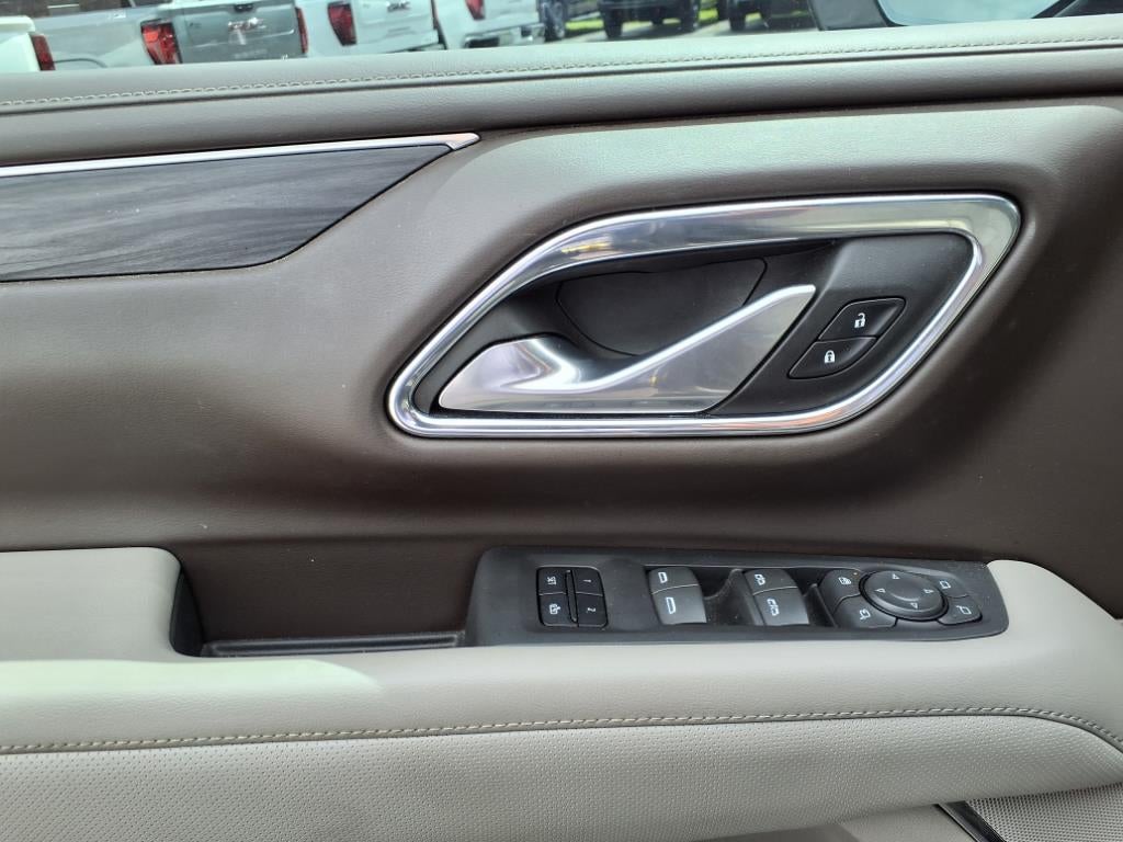 2022 GMC Yukon XL SLT