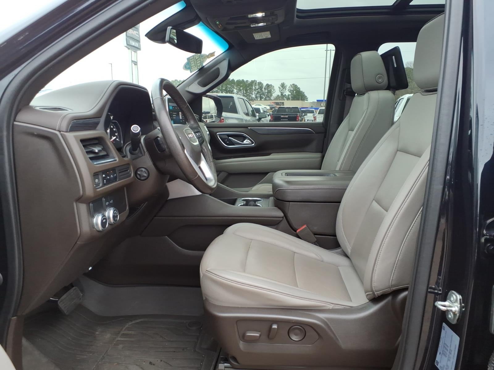 2021 GMC Yukon XL SLT