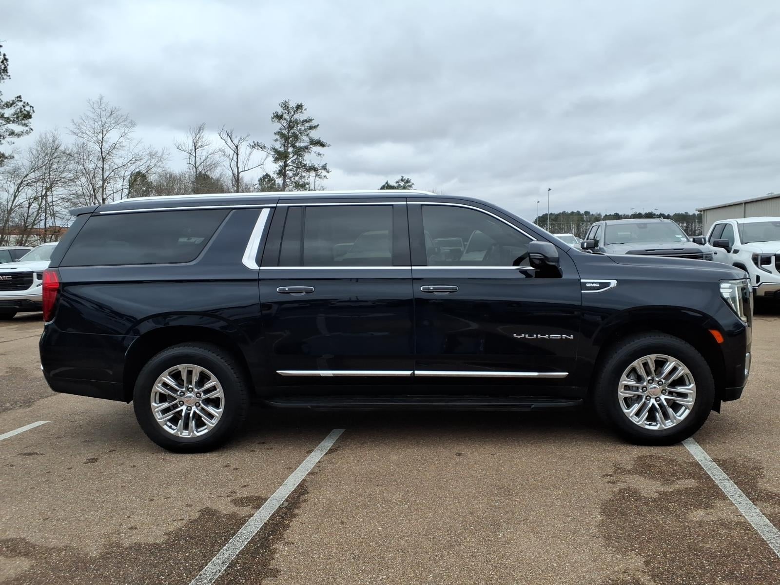 2021 GMC Yukon XL SLT