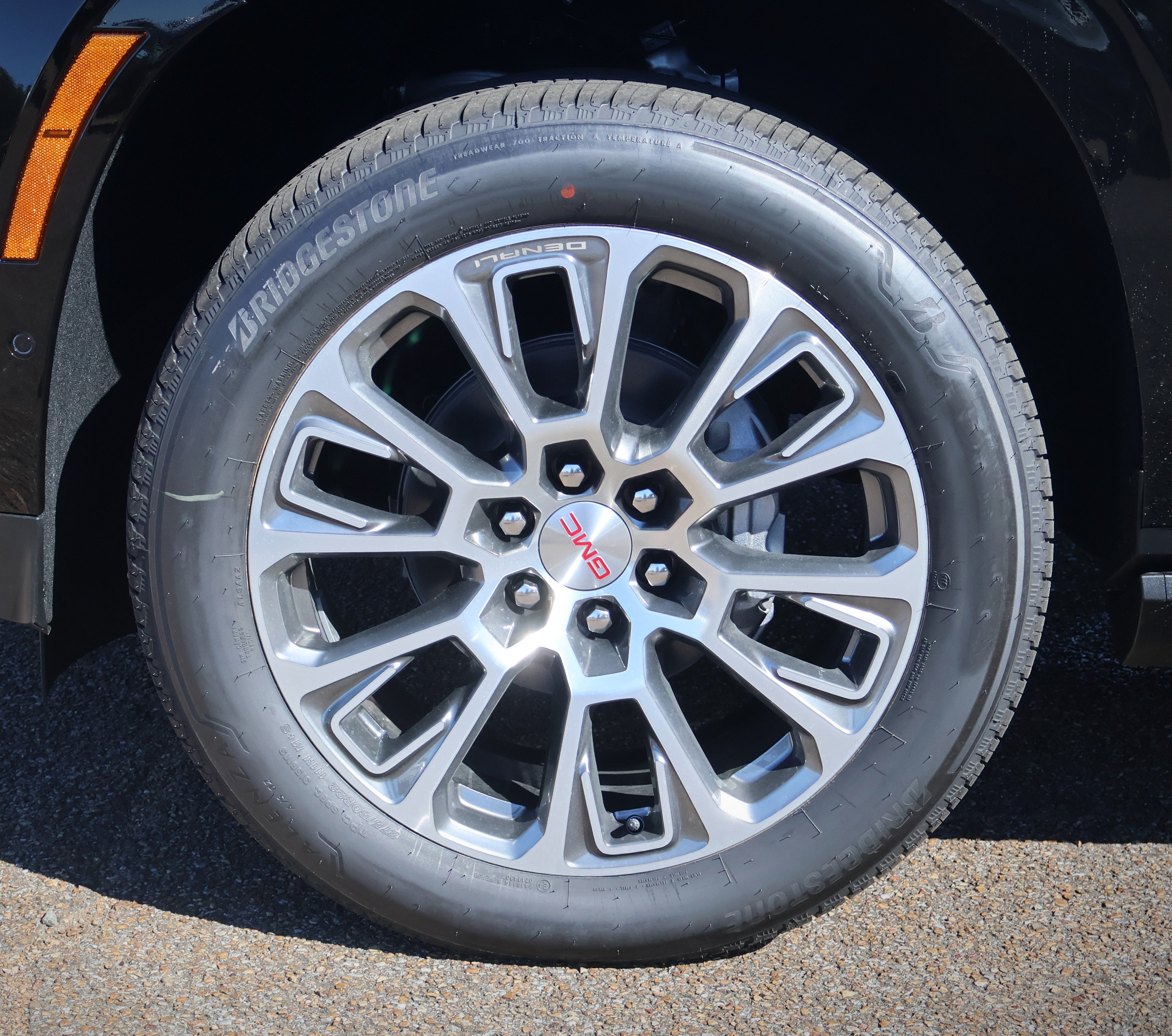 2027 GMC Yukon XL Denali