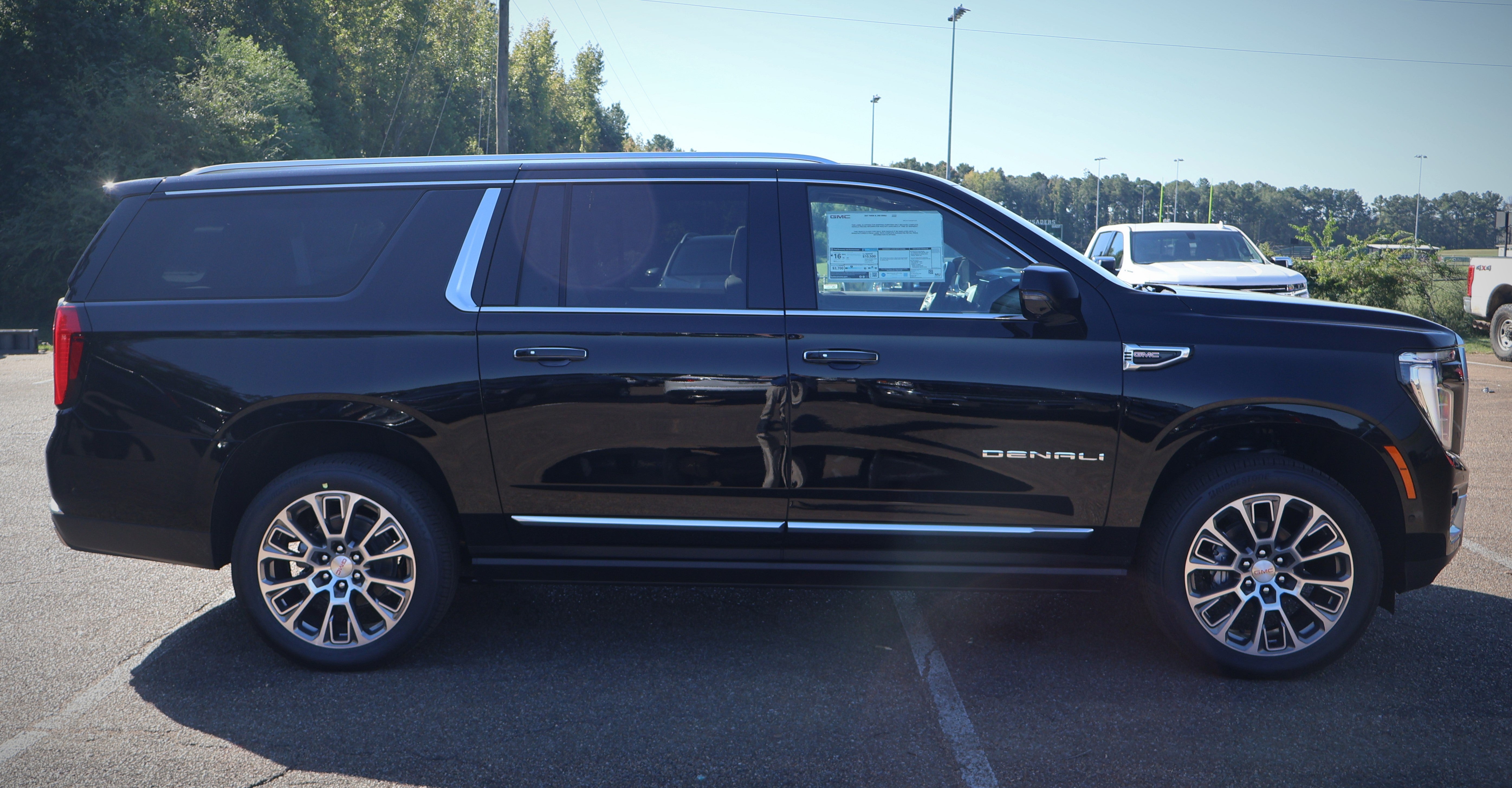 2027 GMC Yukon XL Denali