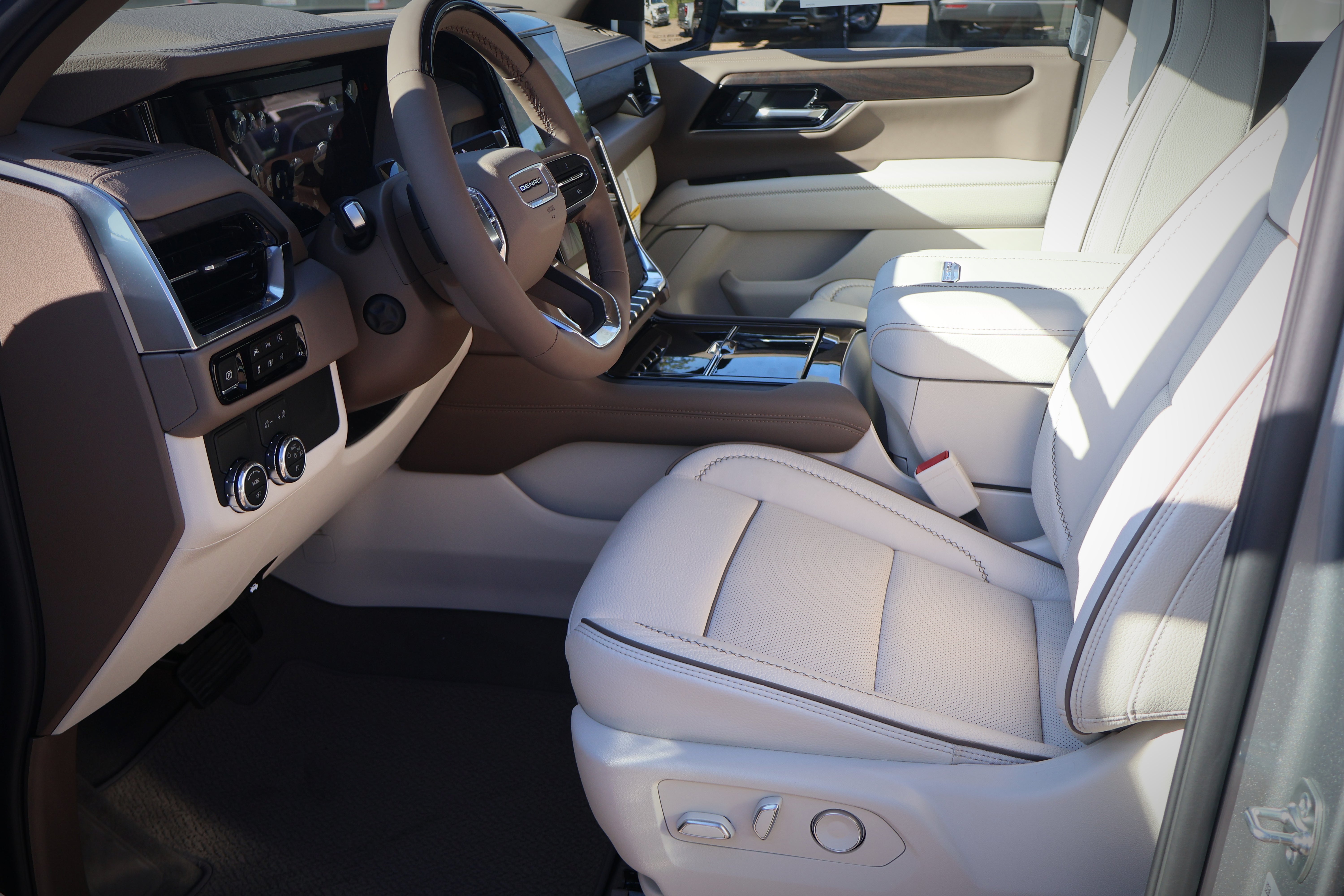 2027 GMC Yukon XL Denali
