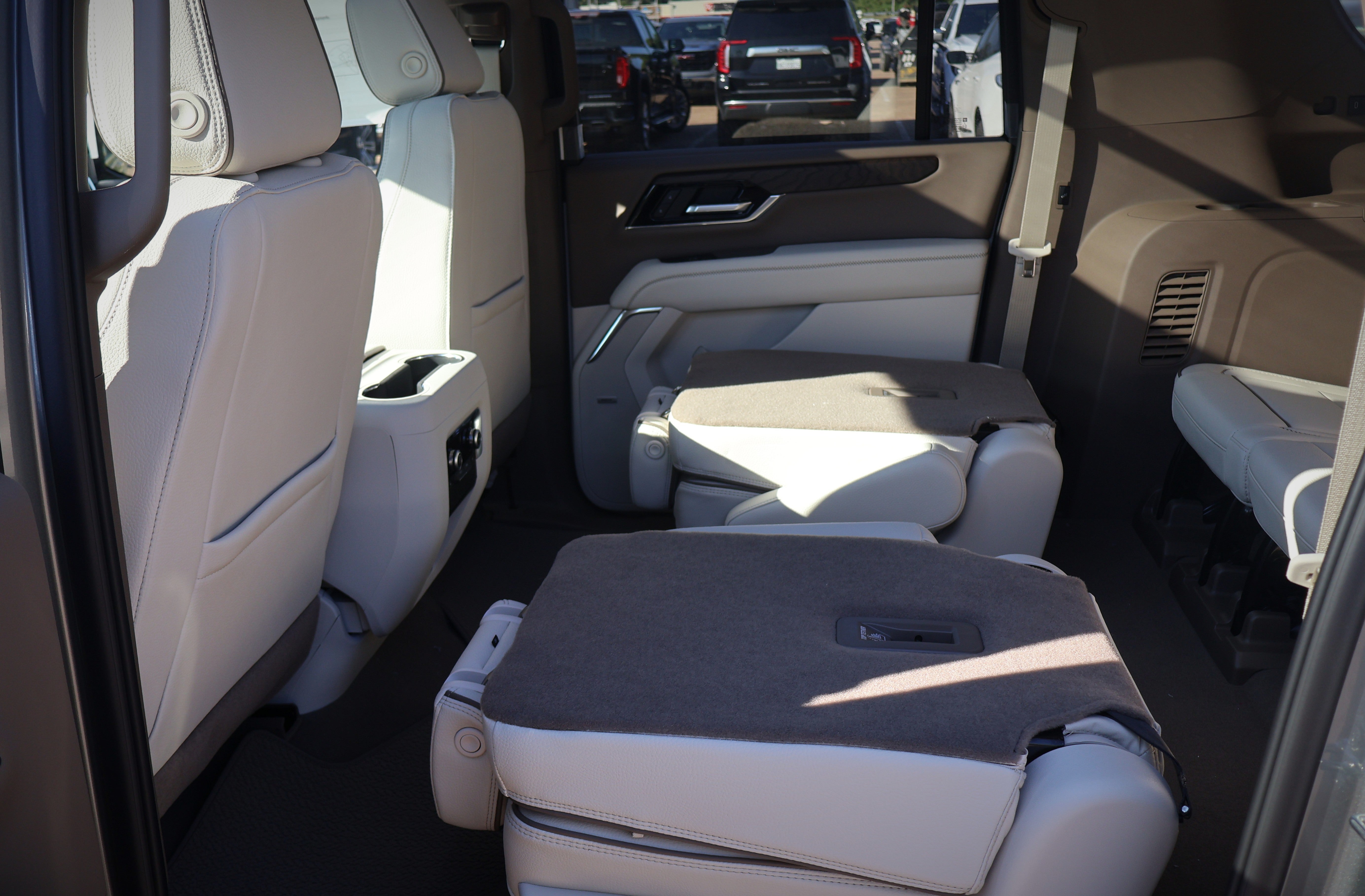 2027 GMC Yukon XL Denali
