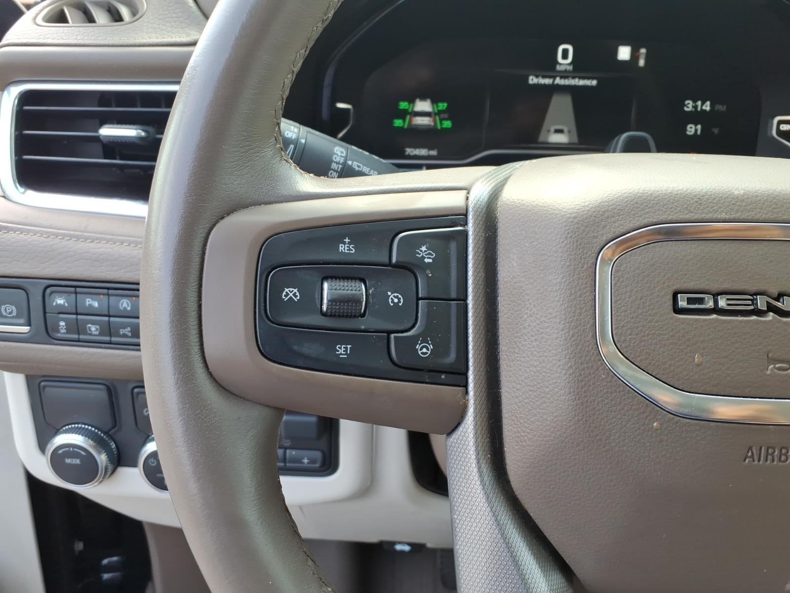 2023 GMC Yukon XL Denali