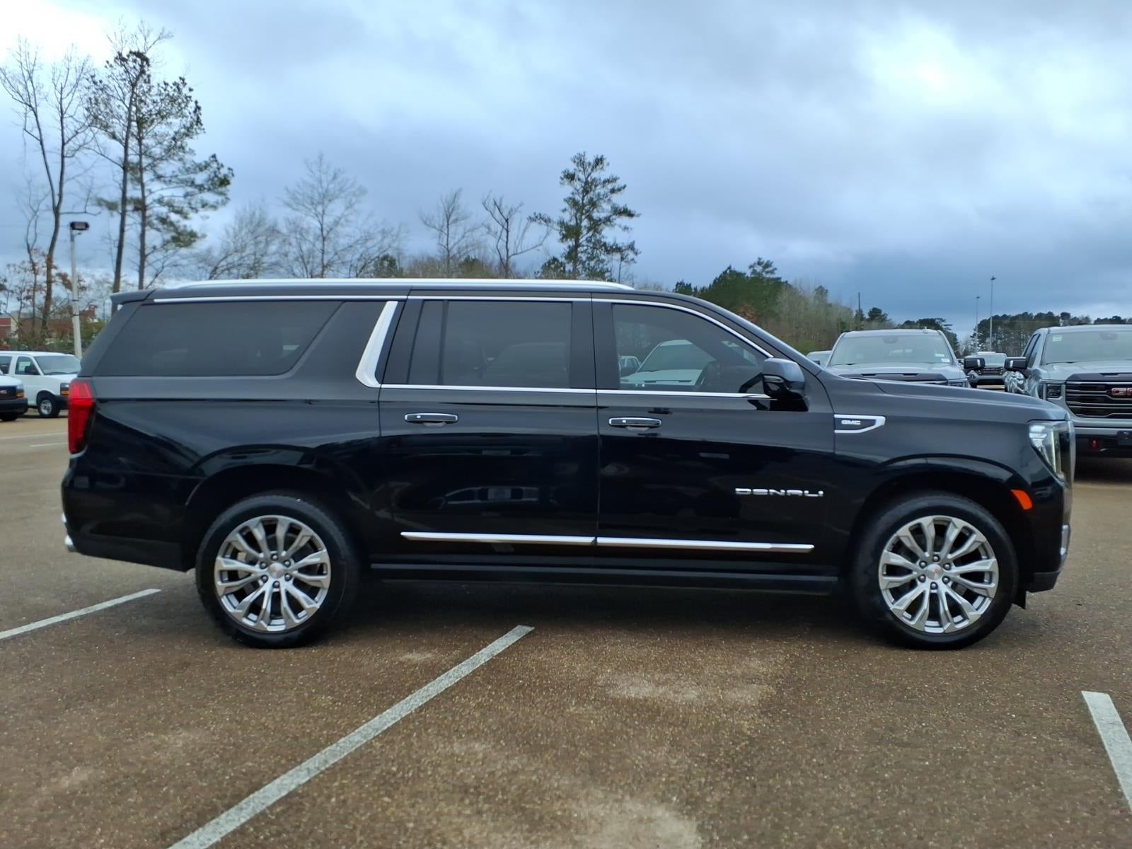 2023 GMC Yukon XL Denali