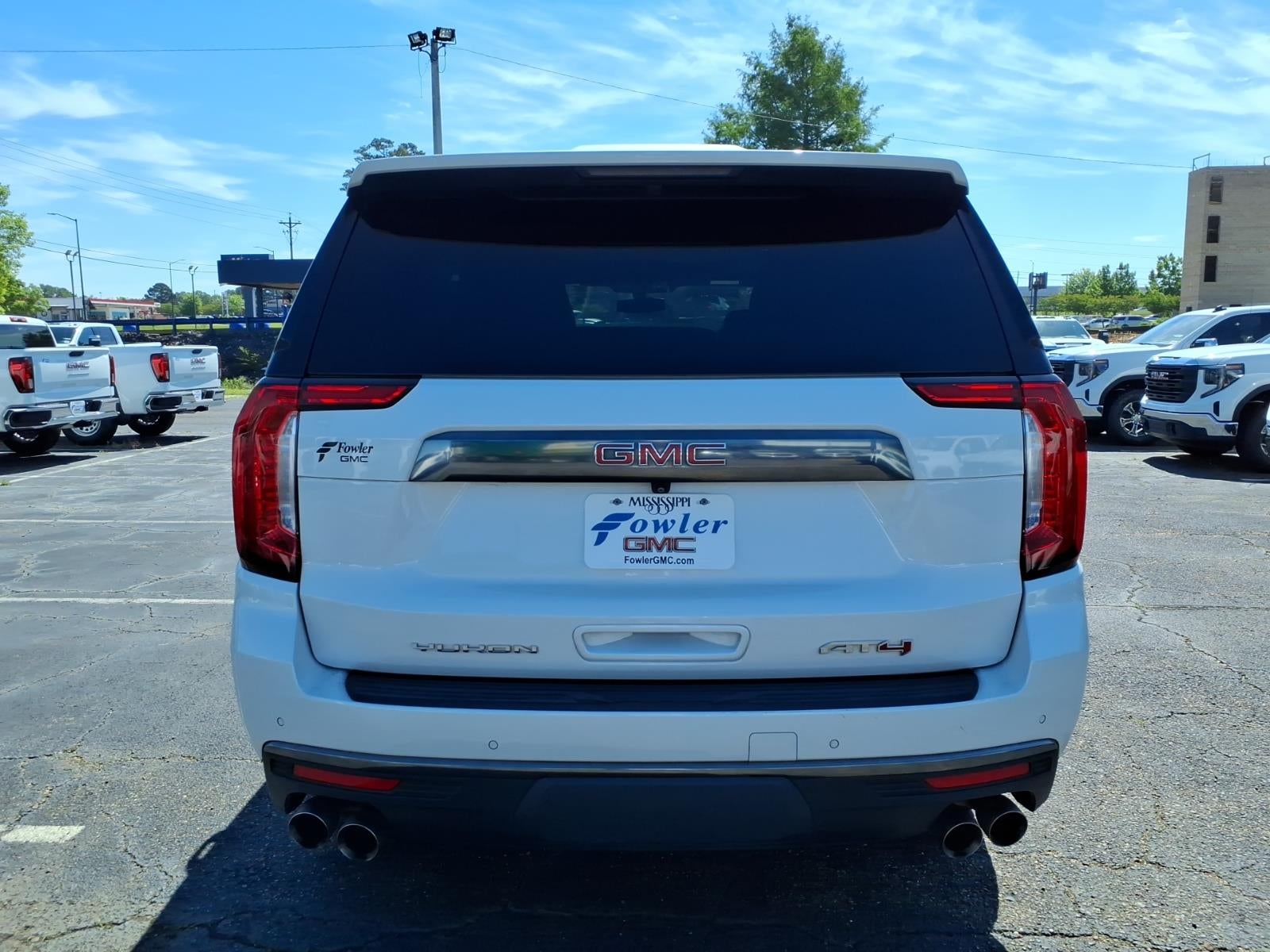 2022 GMC Yukon AT4