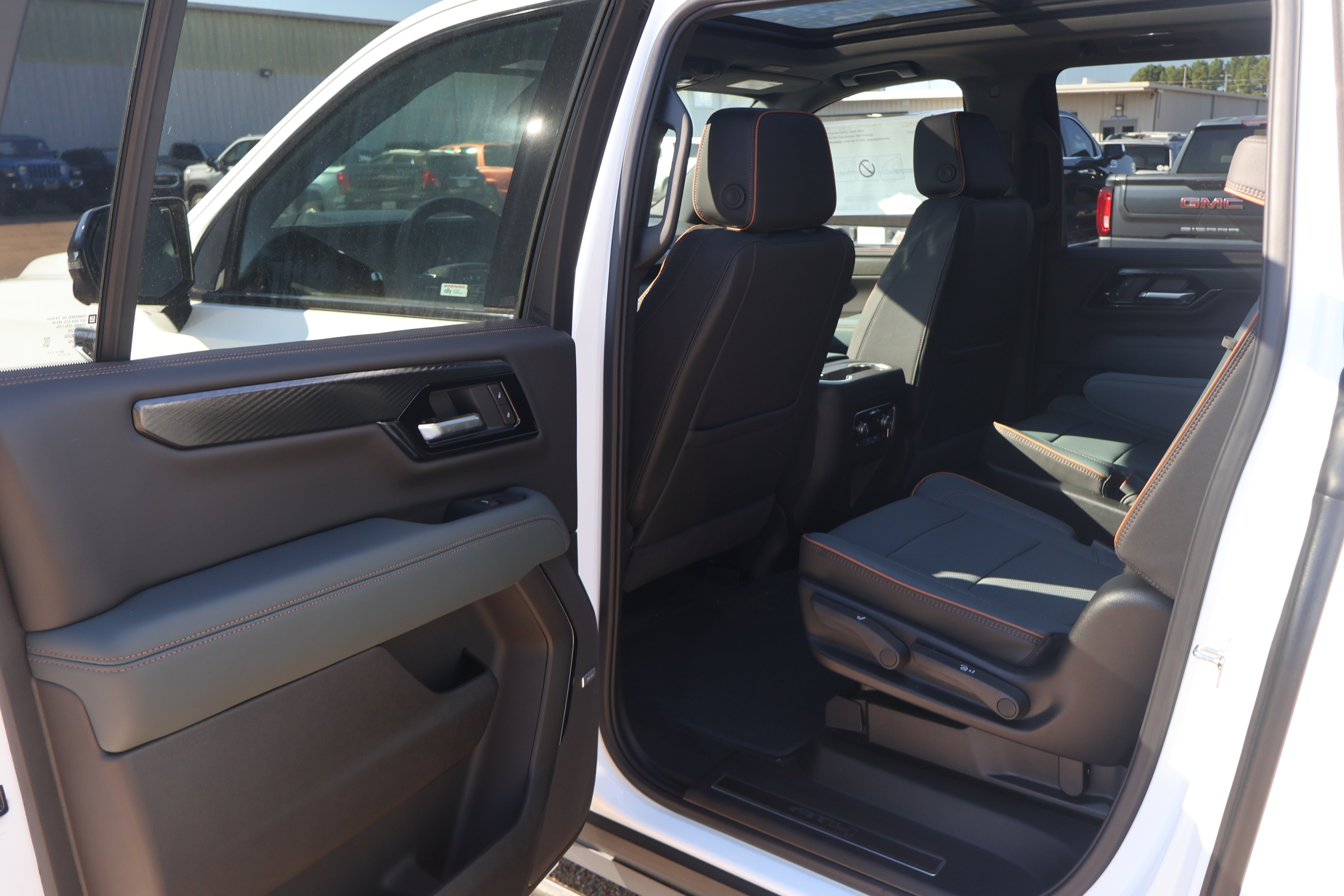 2026 GMC Yukon XL AT4