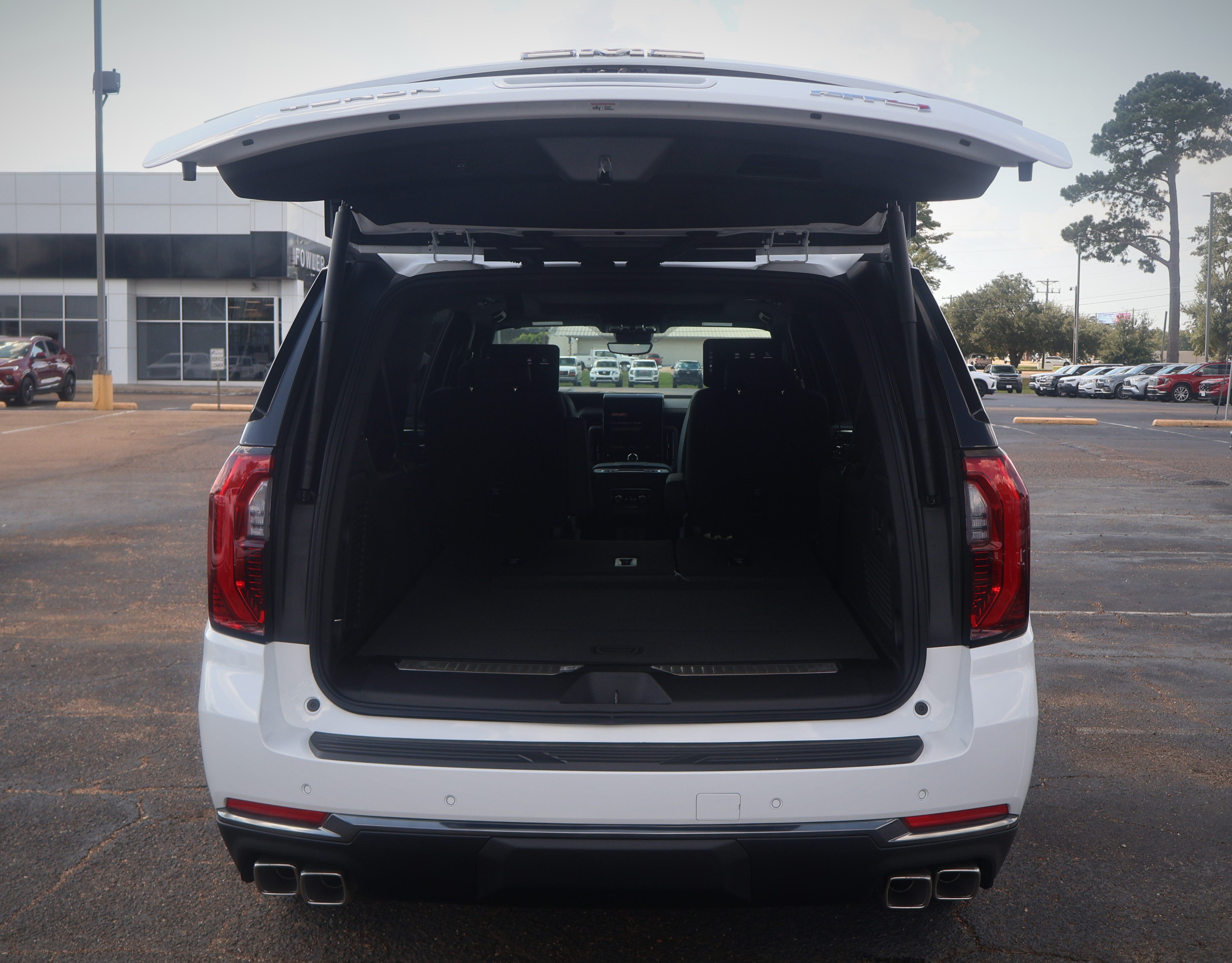 2026 GMC Yukon XL AT4