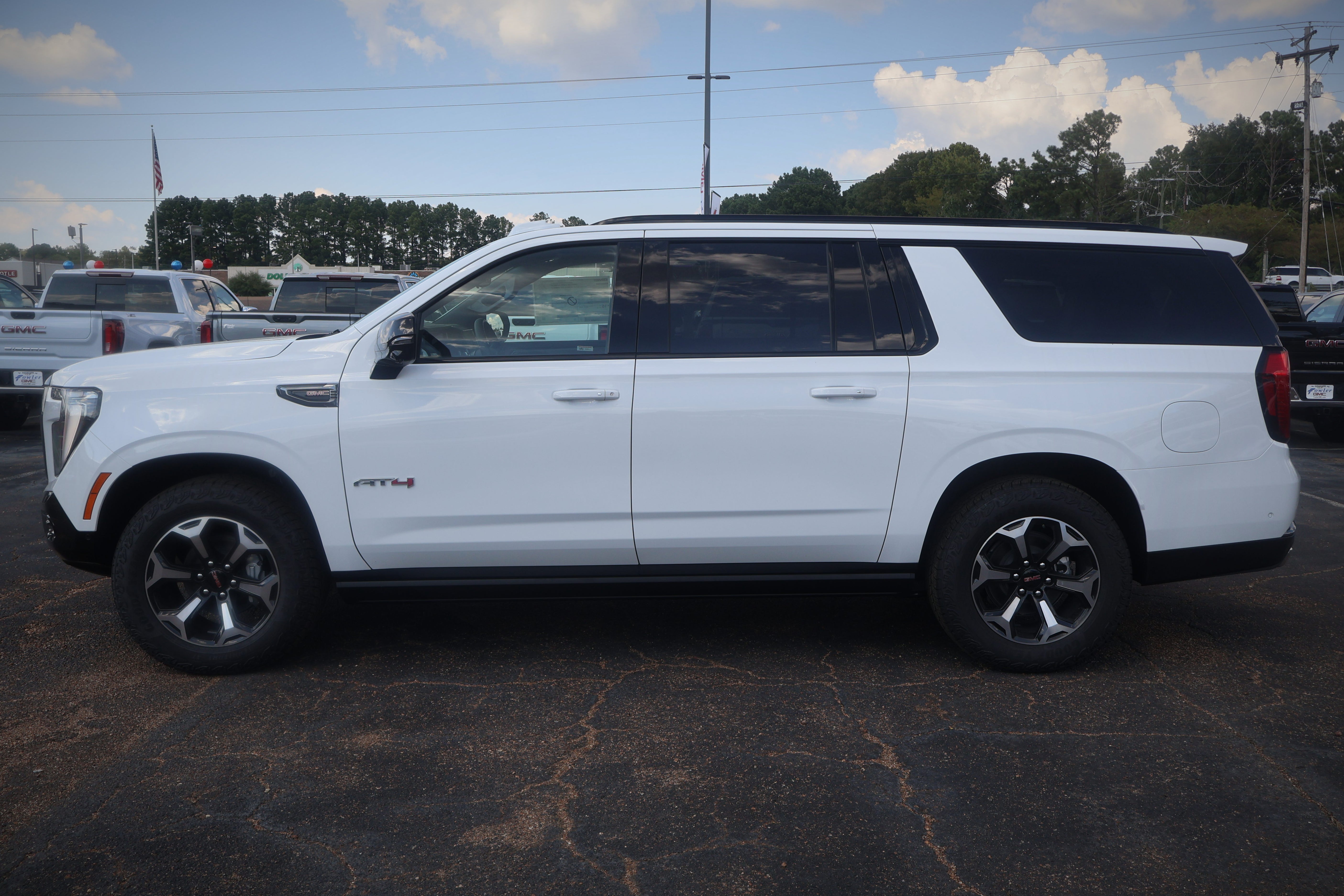 2026 GMC Yukon XL AT4