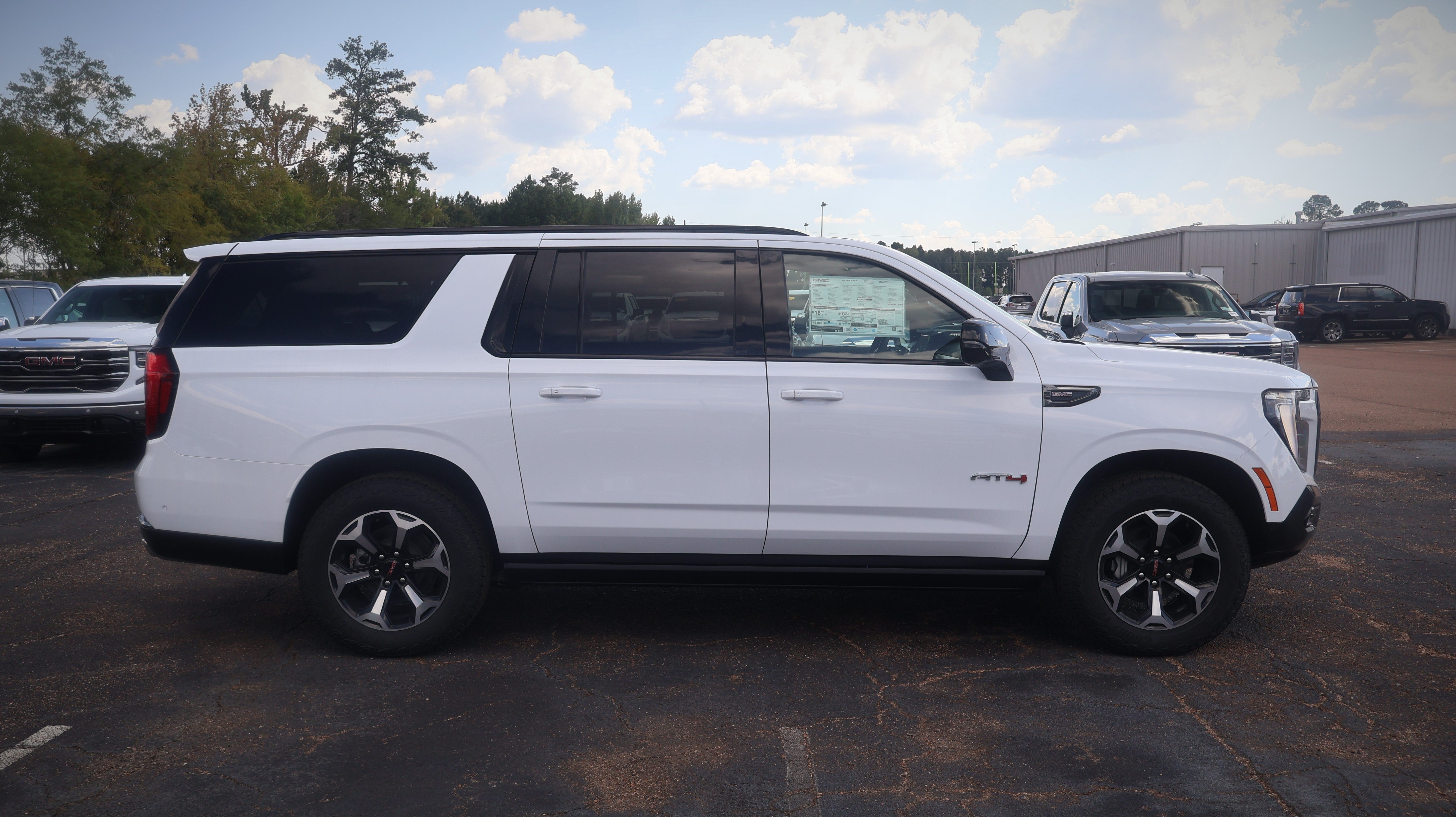 2026 GMC Yukon XL AT4