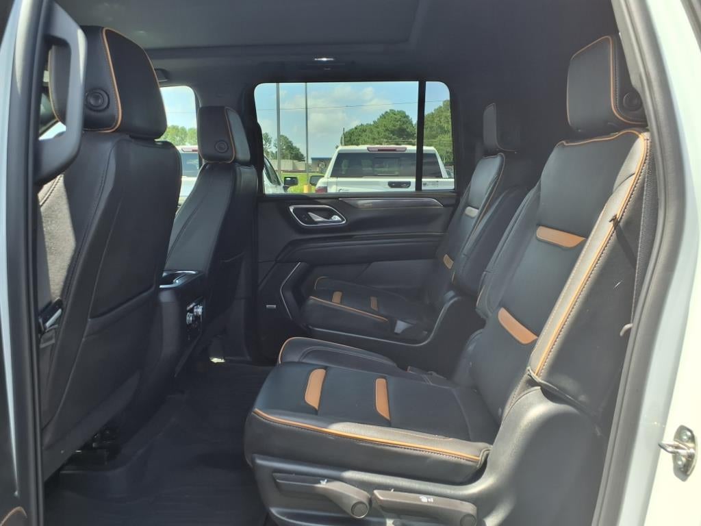 2023 GMC Yukon XL AT4