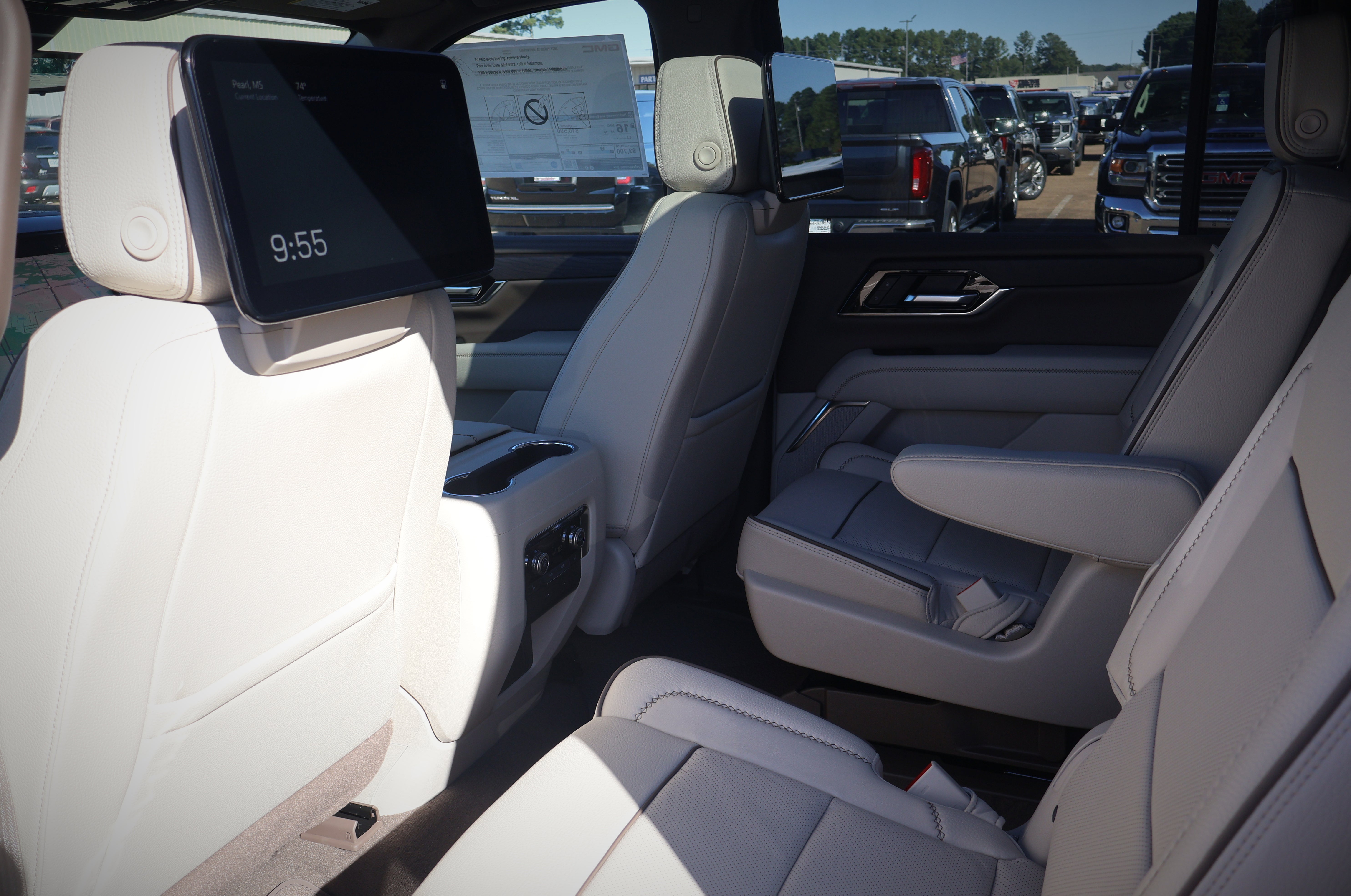 2027 GMC Yukon XL Denali