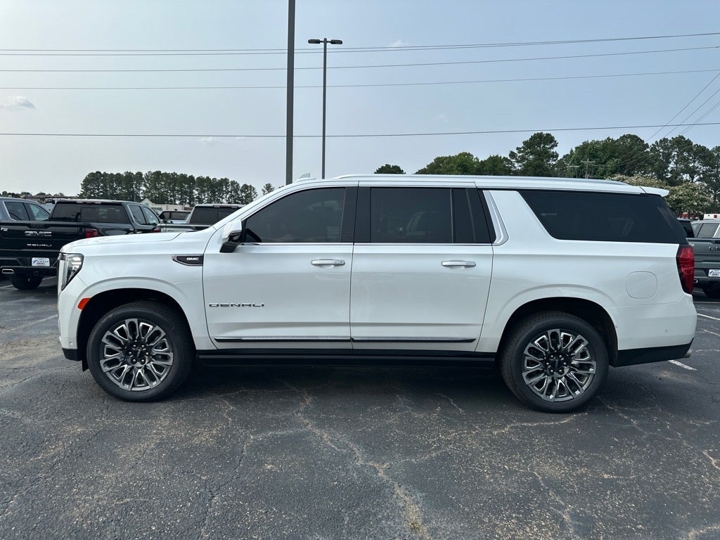 2023 GMC Yukon XL Denali Ultimate