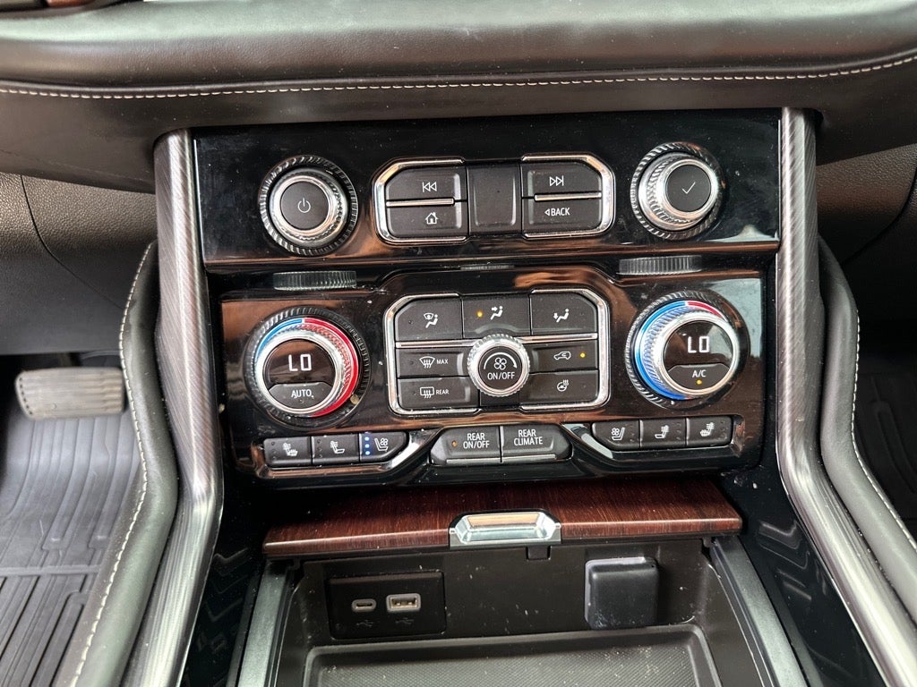 2023 GMC Yukon XL Denali Ultimate