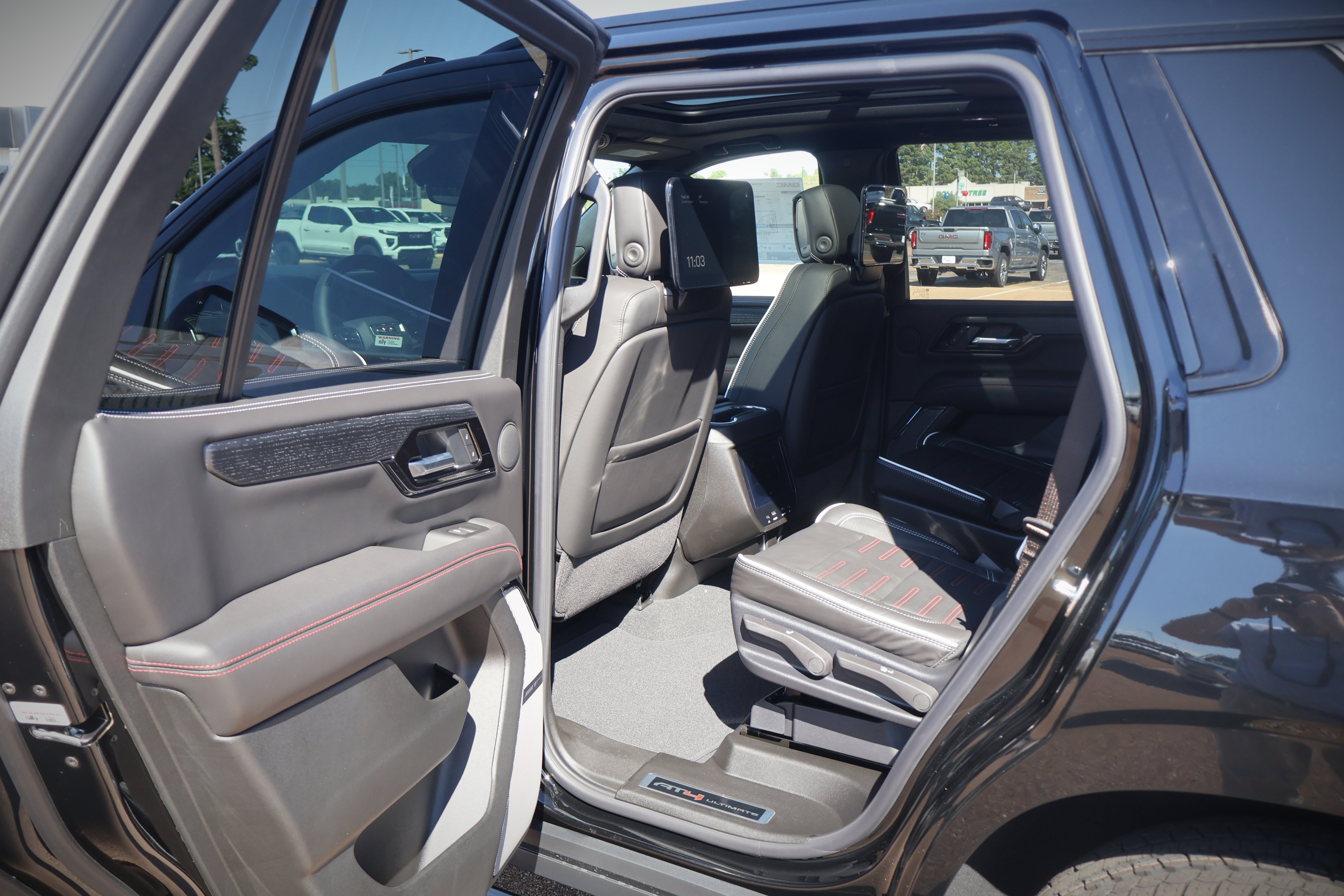 2027 GMC Yukon AT4 Ultimate