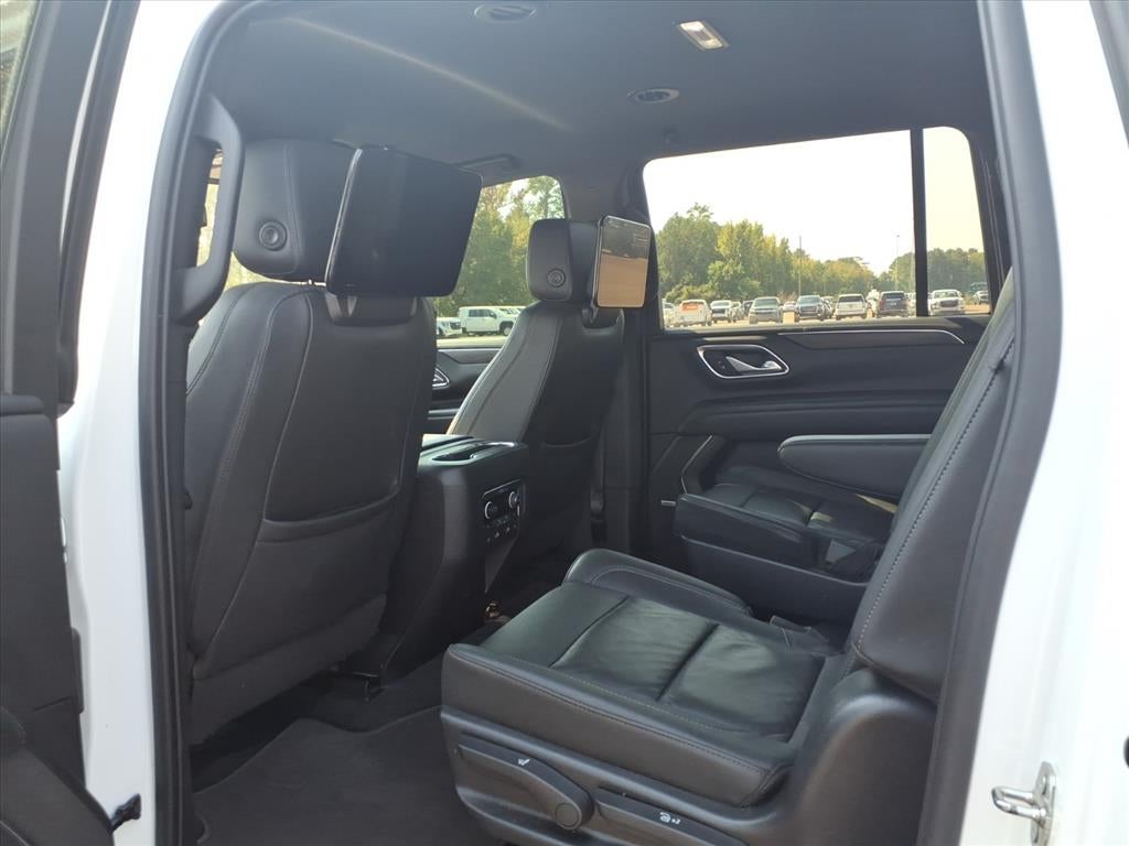 2022 Chevrolet Suburban LT