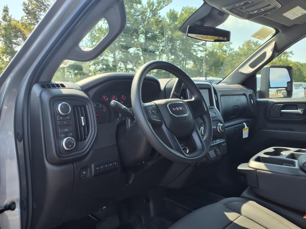 2025 GMC Sierra 2500 HD Pro