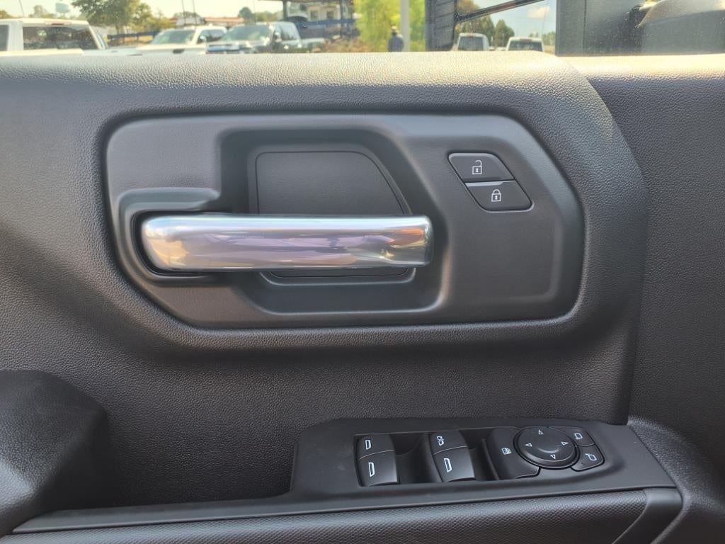 2025 GMC Sierra 2500 HD Pro