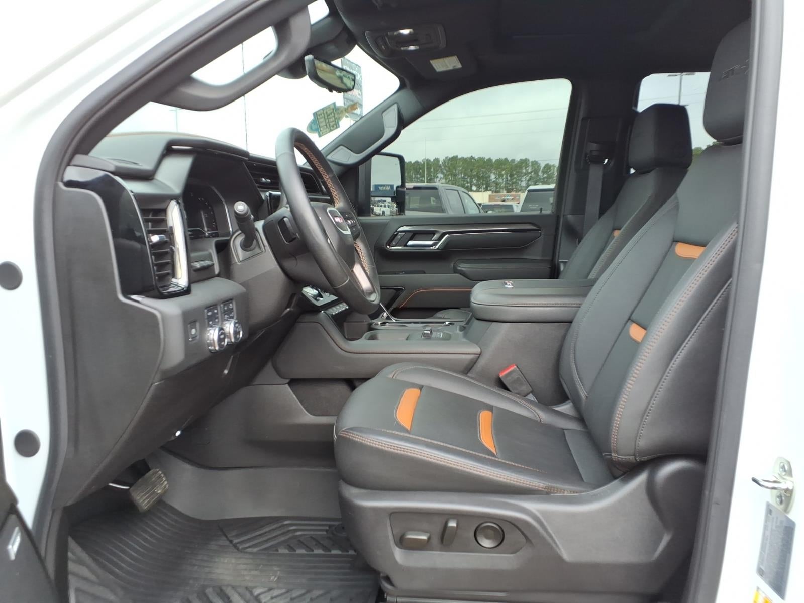 2025 GMC Sierra 2500 HD AT4