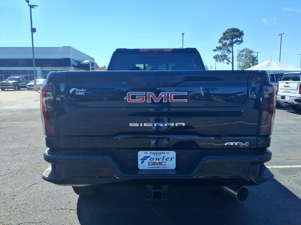 2025 GMC Sierra 2500 HD AT4