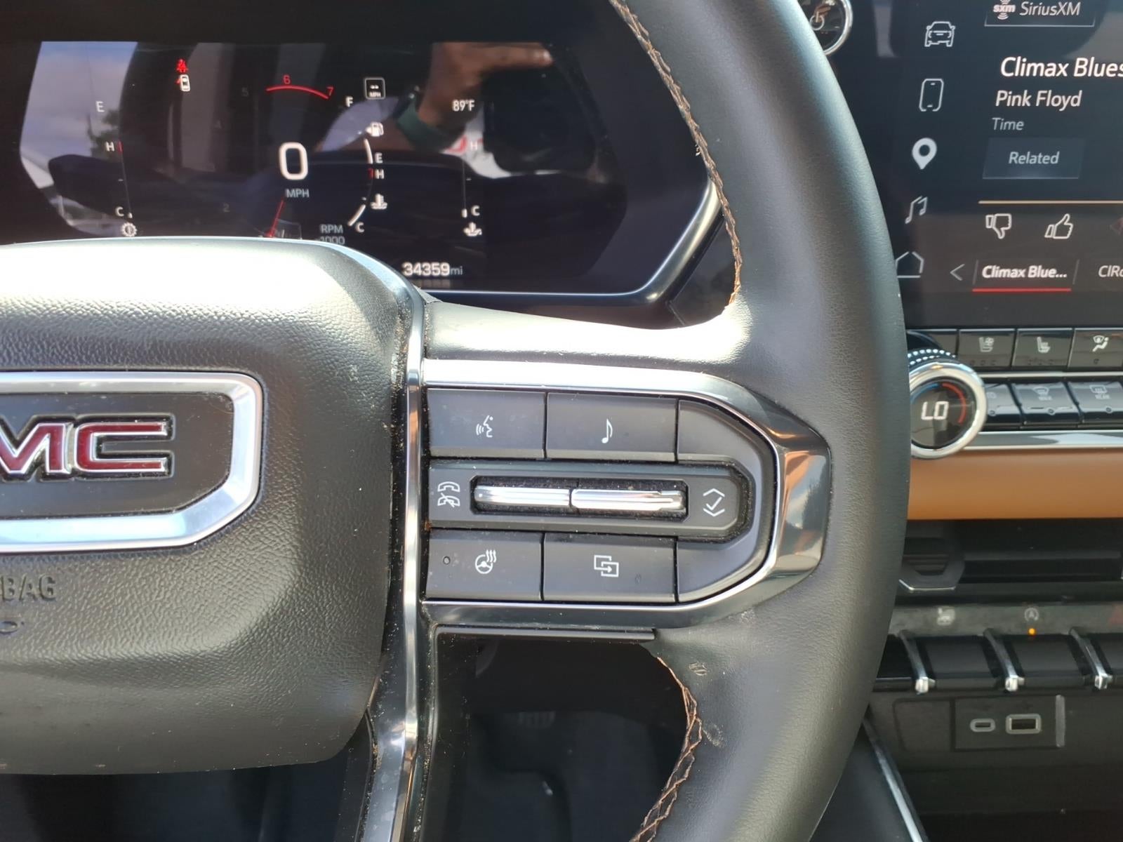 2023 GMC Canyon AT4
