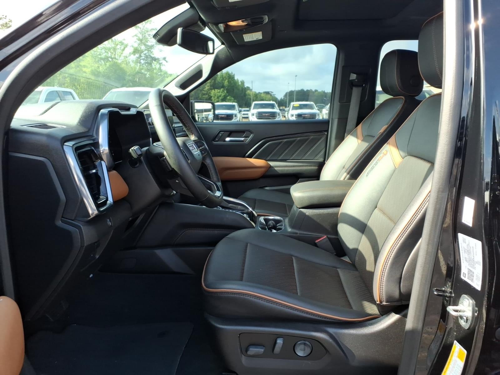 2023 GMC Canyon AT4
