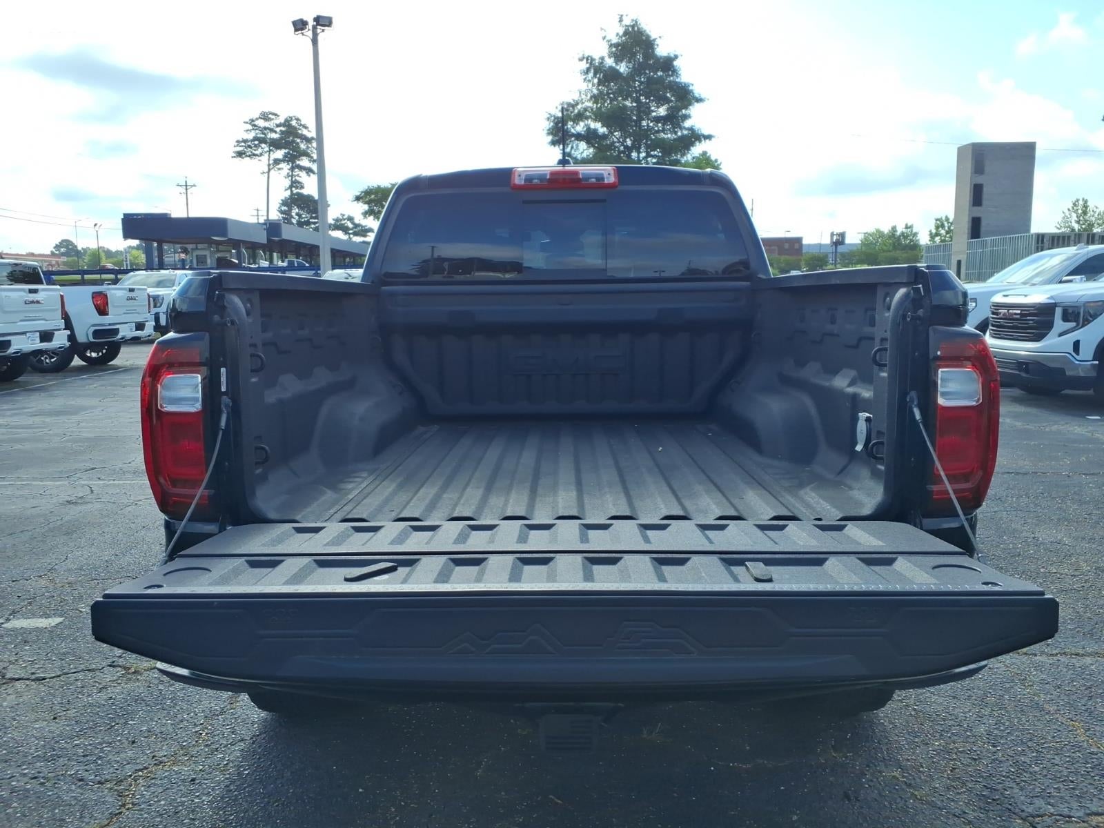 2023 GMC Canyon AT4