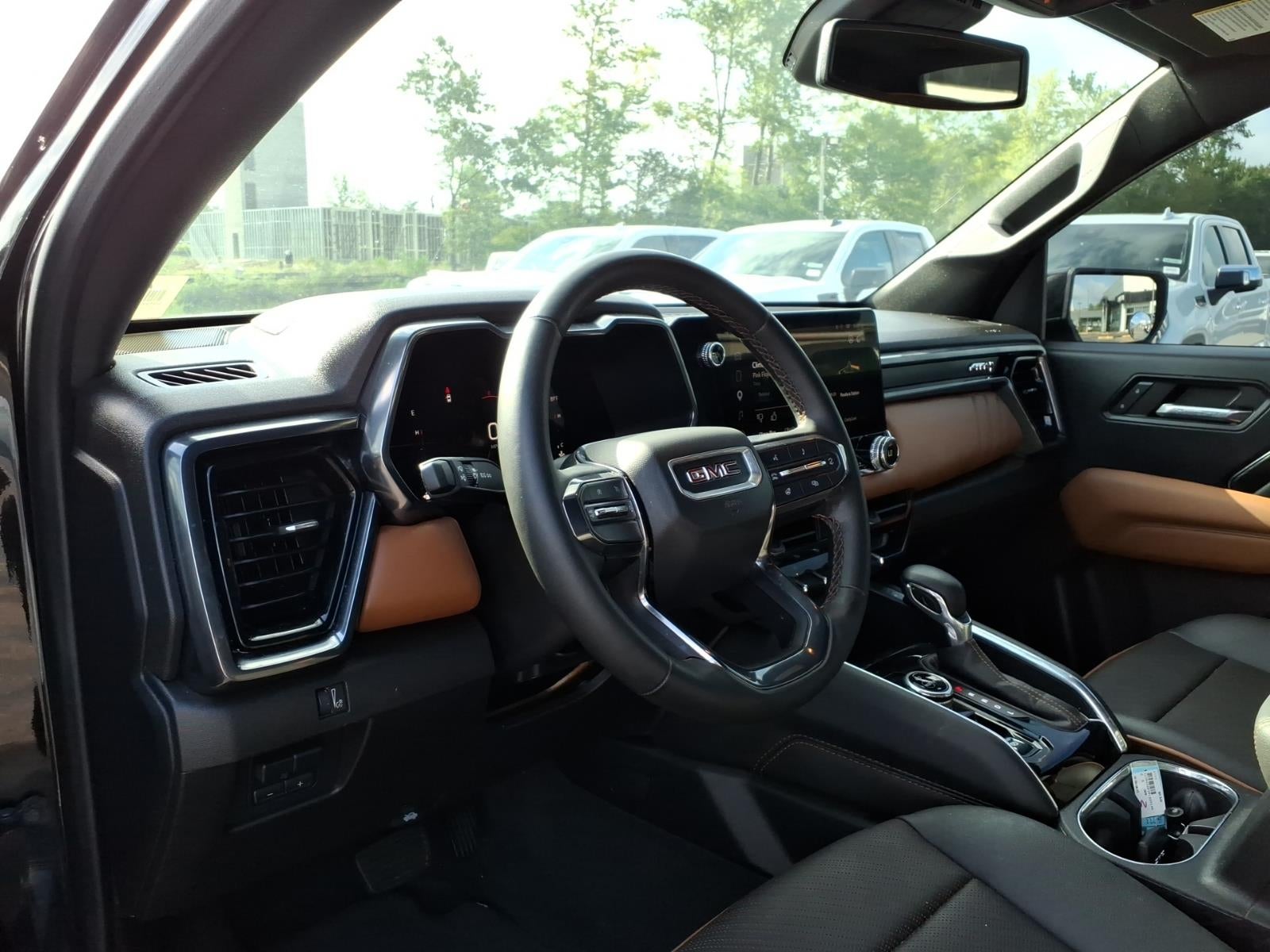 2023 GMC Canyon AT4