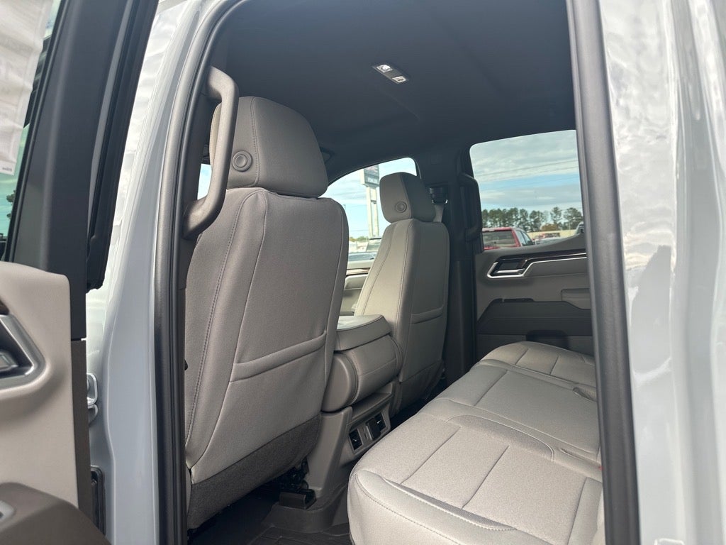 2025 GMC Sierra 1500 SLE