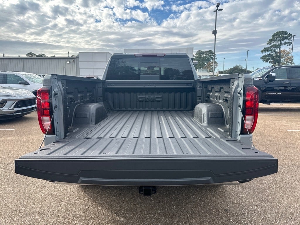 2025 GMC Sierra 1500 SLE