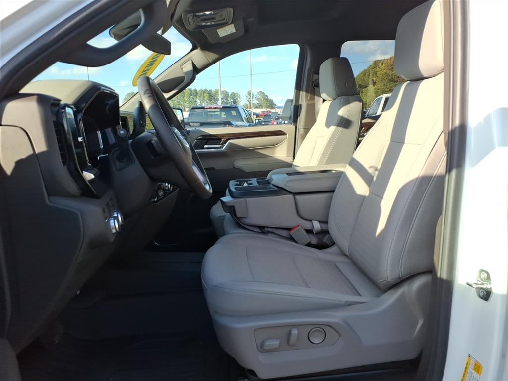 2025 GMC Sierra 1500 SLE