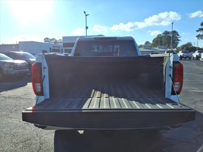 2025 GMC Sierra 1500 SLE