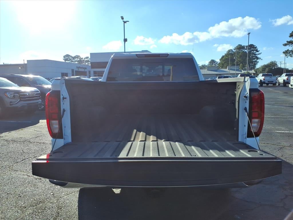 2025 GMC Sierra 1500 SLE