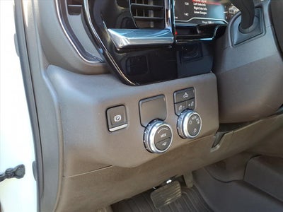 2025 GMC Sierra 1500 SLE